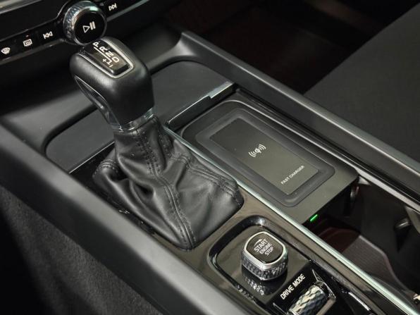 Volvo XC60 II с пробегом 2021 года, цена 3 599 000 рублей, 134250 км, внедорожник, Автокод Объявления