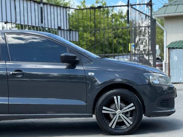 Volkswagen Polo V с пробегом 2011 года, цена 599 000 рублей, 217300 км, седан, Автокод Объявления