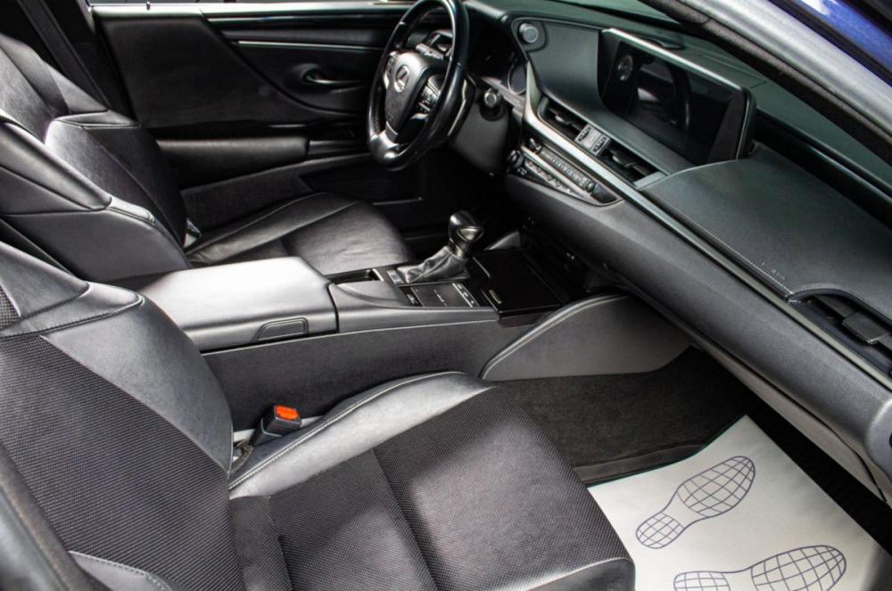 Lexus ES VII Сургут  - изображение 11