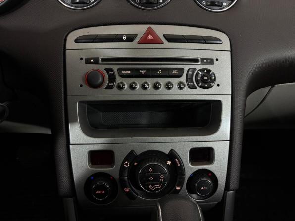 Peugeot 308 I с пробегом 2010 года, цена 650 000 рублей, 155477 км, хэтчбек, Автокод Объявления