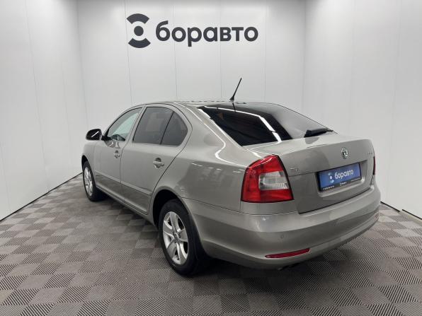 Skoda Octavia II (A5) Рестайлинг с пробегом 2012 года, цена 880 000 рублей, 175006 км, лифтбек, Автокод Объявления