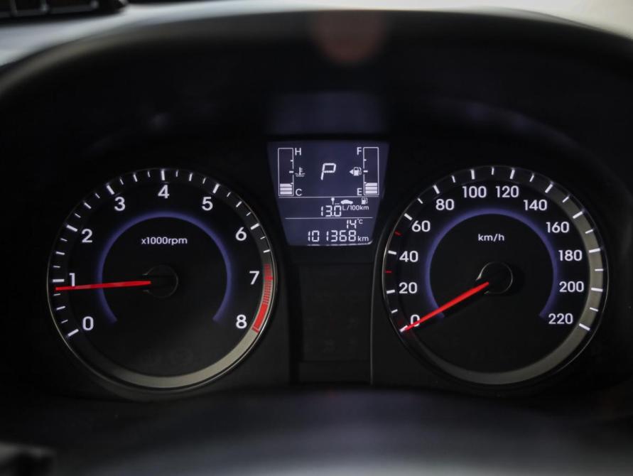 Hyundai Solaris I Рестайлинг Санкт-Петербург  - изображение 20