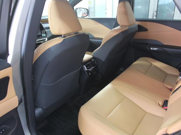 Lexus RX V с пробегом 2025 года, цена 7 870 000 рублей, 4800 км, внедорожник, Автокод Объявления