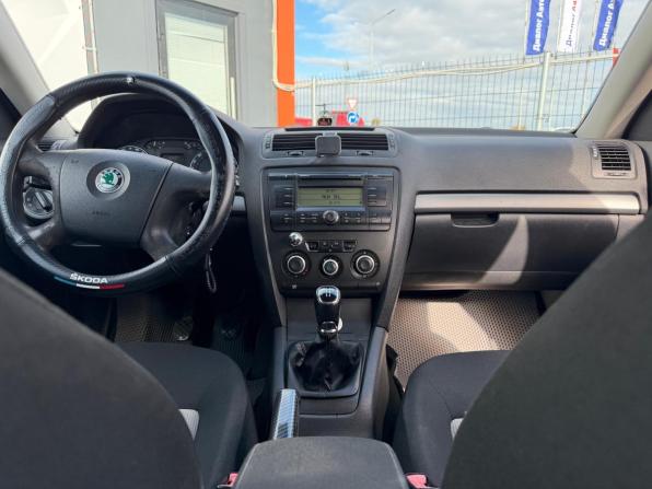 Skoda Octavia II (A5) Рестайлинг с пробегом 2008 года, цена 484 000 рублей, 220361 км, лифтбек, Автокод Объявления