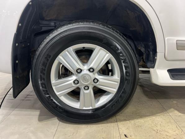 Toyota Land Cruiser 200 Series Рестайлинг 1 с пробегом 2014 года, цена 3 600 000 рублей, 292000 км, внедорожник, Автокод Объявления