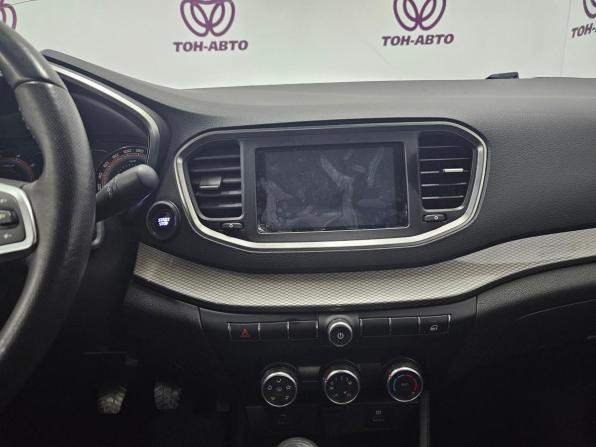Lada (ВАЗ) Vesta I Рестайлинг (NG) с пробегом 2023 года, цена 1 103 000 рублей, 67894 км, седан, Автокод Объявления