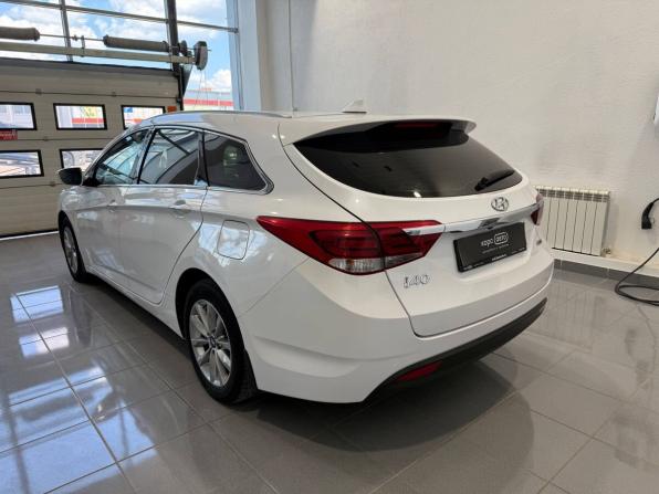 Hyundai i40 I Рестайлинг с пробегом 2016 года, цена 1 300 000 рублей, 128396 км, универсал, Автокод Объявления