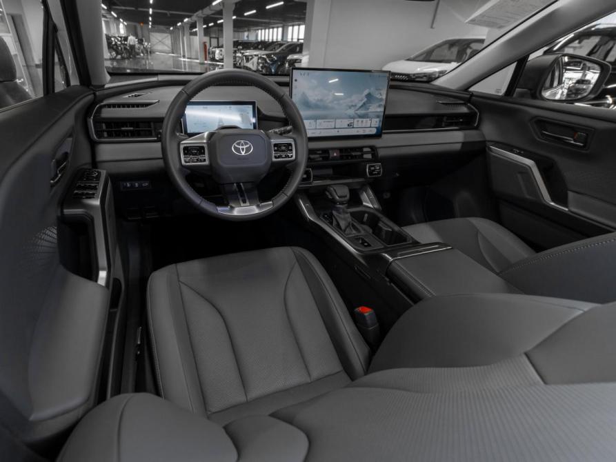 Toyota RAV4 VI (XA60) Москва  - изображение 7
