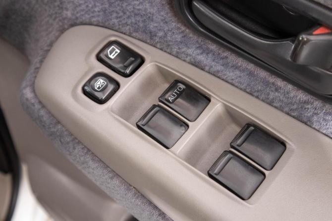 Nissan Serena II (C24) с пробегом 1999 года, цена 599 000 рублей, 322000 км, минивэн, Автокод Объявления