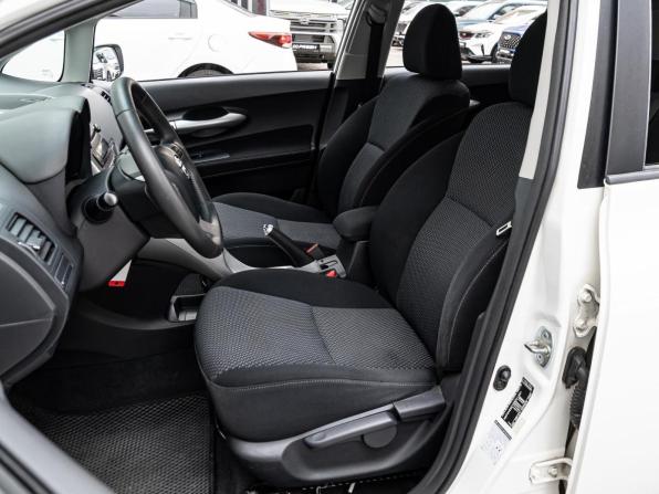 Toyota Auris I Рестайлинг с пробегом 2011 года, цена 1 090 000 рублей, 150252 км, хэтчбек, Автокод Объявления