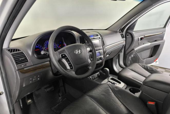 Hyundai Santa Fe II Рестайлинг с пробегом 2010 года, цена 1 095 000 рублей, 261029 км, внедорожник, Автокод Объявления