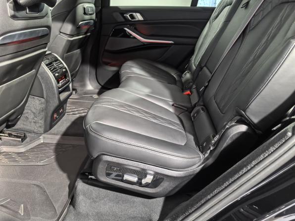 BMW X7 I (G07) Рестайлинг с пробегом 2023 года, цена 14 200 000 рублей, 19900 км, внедорожник, Автокод Объявления