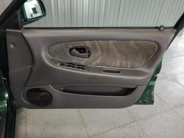Mitsubishi Lancer VII с пробегом 2001 года, цена 275 000 рублей, 324000 км, универсал, Автокод Объявления