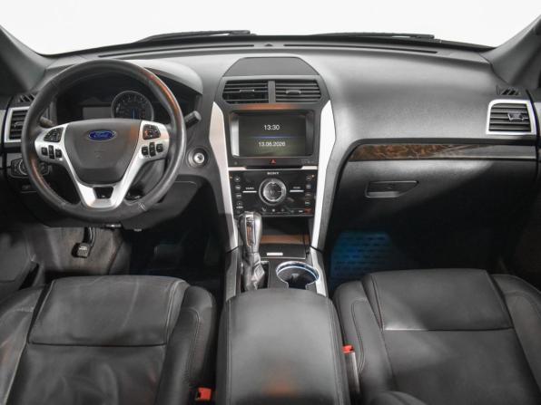 Ford Explorer V с пробегом 2015 года, цена 2 050 000 рублей, 176126 км, внедорожник, Автокод Объявления