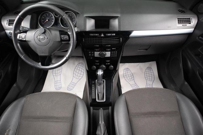 Opel Astra H Рестайлинг с пробегом 2009 года, цена 699 000 рублей, 190083 км, хэтчбек, Автокод Объявления