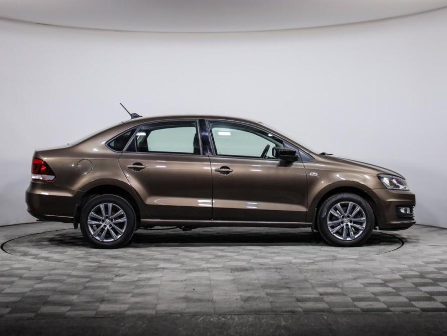 Volkswagen Polo V Рестайлинг Санкт-Петербург  - изображение 4