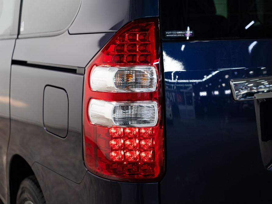 Toyota Noah II (R70) Чита  - изображение 18