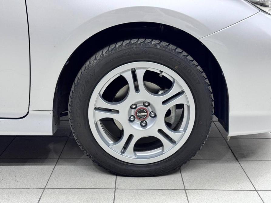 Toyota Wish II Рестайлинг Благовещенск  - изображение 9
