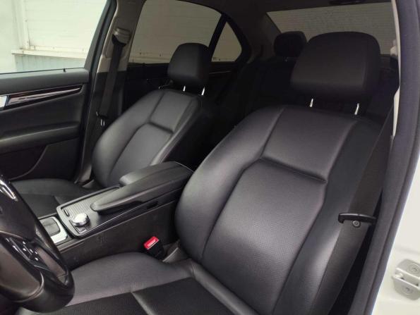 Mercedes-Benz C-Класс III (W204) Рестайлинг с пробегом 2013 года, цена 1 440 000 рублей, 97154 км, седан, Автокод Объявления