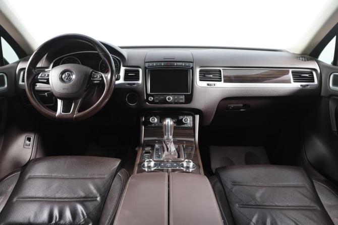 Volkswagen Touareg II Рестайлинг с пробегом 2016 года, цена 3 249 000 рублей, 184000 км, внедорожник, Автокод Объявления