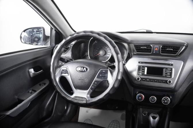Kia Rio III Рестайлинг с пробегом 2017 года, цена 669 000 рублей, 180000 км, седан, Автокод Объявления