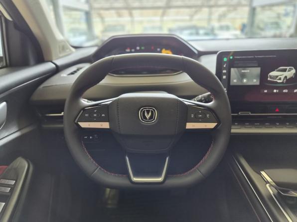 Changan UNI-S I с пробегом 2024 года, цена 2 300 000 рублей, 10255 км, внедорожник, Автокод Объявления