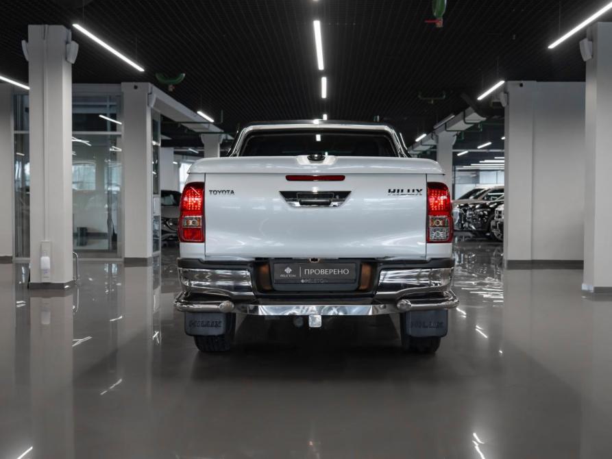 Toyota Hilux VIII Москва  - изображение 6