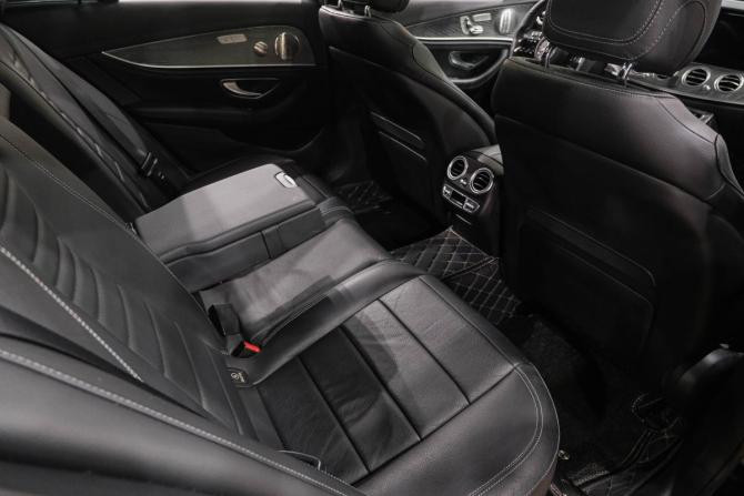 Mercedes-Benz E-Класс V (W213 S213 C238) Рестайлинг с пробегом 2022 года, цена 6 309 000 рублей, 65000 км, седан, Автокод Объявления
