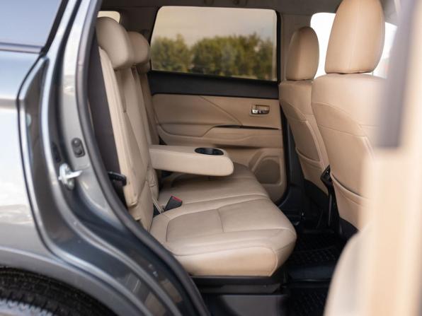 Mitsubishi Outlander III Рестайлинг 3 с пробегом 2019 года, цена 2 050 000 рублей, 184640 км, внедорожник, Автокод Объявления