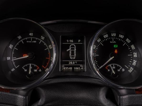 Skoda Superb II с пробегом 2012 года, цена 999 000 рублей, 283548 км, лифтбек, Автокод Объявления