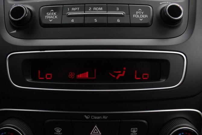 Kia Sorento II Рестайлинг с пробегом 2013 года, цена 1 695 000 рублей, 170138 км, внедорожник, Автокод Объявления