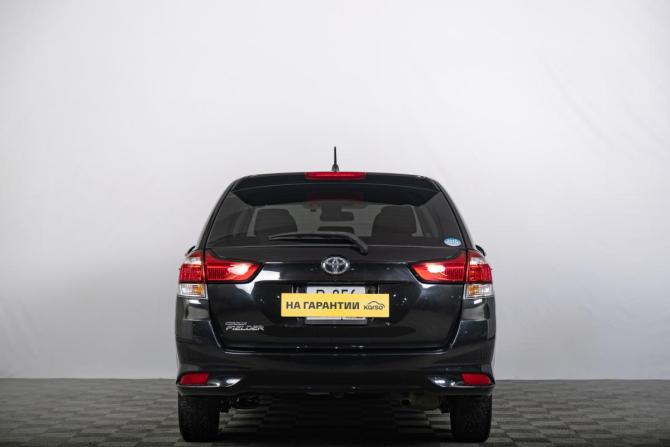 Toyota Corolla XI (E160 E170) Рестайлинг 2 с пробегом 2018 года, цена 1 549 000 рублей, 57000 км, универсал, Автокод Объявления