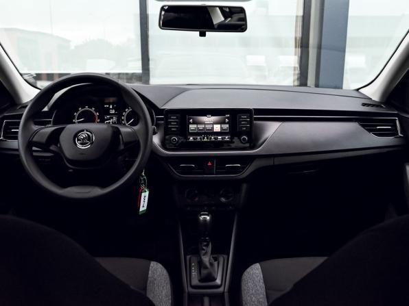 Skoda Rapid II с пробегом 2021 года, цена 1 699 000 рублей, 72119 км, лифтбек, Автокод Объявления