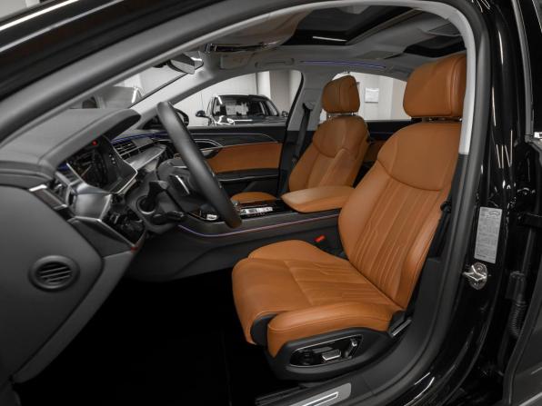 Audi A8 IV (D5) Рестайлинг с пробегом 2025 года, цена 8 990 000 рублей, 1790 км, седан, Автокод Объявления