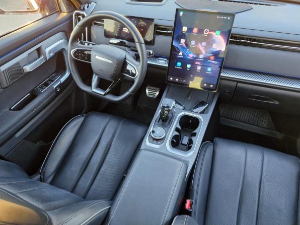 Jaecoo J7 I с пробегом 2024 года, цена 2 729 000 рублей, 19786 км, внедорожник, Автокод Объявления