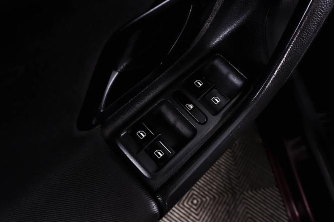 Skoda Roomster I Рестайлинг с пробегом 2013 года, цена 799 000 рублей, 58000 км, компактвэн, Автокод Объявления