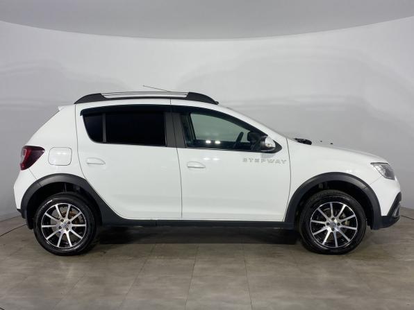 Renault Sandero II Рестайлинг с пробегом 2019 года, цена 1 070 000 рублей, 74288 км, хэтчбек, Автокод Объявления