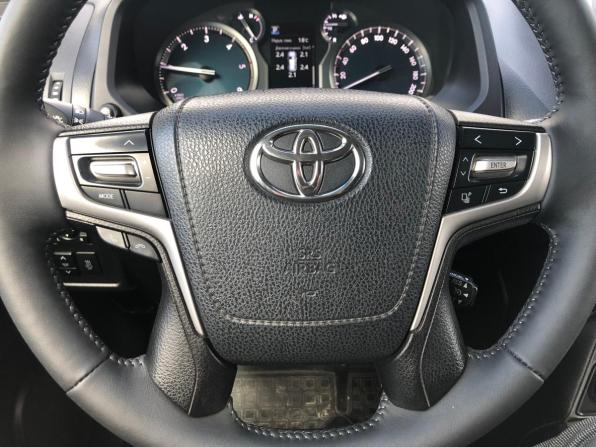 Toyota Land Cruiser Prado 150 Series Рестайлинг 2 с пробегом 2017 года, цена 4 108 000 рублей, 235318 км, внедорожник, Автокод Объявления