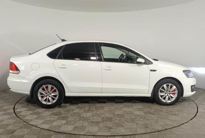 Volkswagen Polo V Рестайлинг с пробегом 2019 года, цена 990 000 рублей, 183912 км, седан, Автокод Объявления