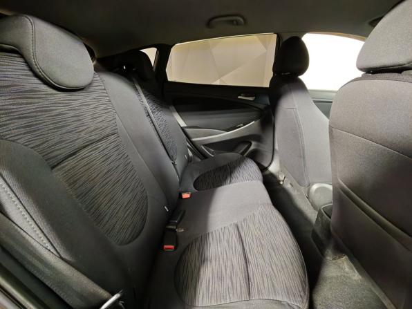 Hyundai Solaris I Рестайлинг с пробегом 2014 года, цена 863 000 рублей, 181192 км, хэтчбек, Автокод Объявления