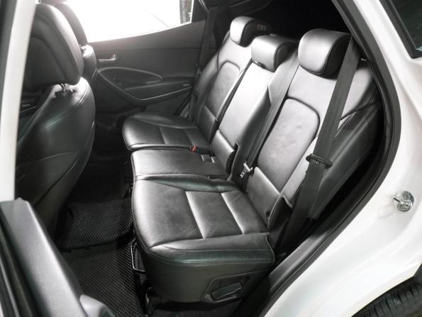 Hyundai Santa Fe III с пробегом 2015 года, цена 1 699 000 рублей, 230572 км, внедорожник, Автокод Объявления