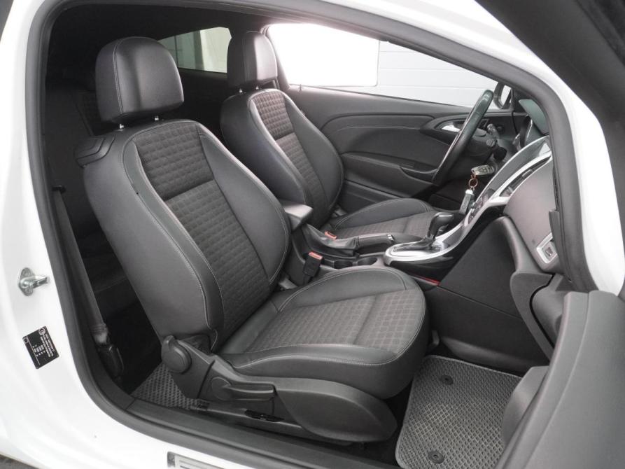 Opel Astra J Рестайлинг Воронеж  - изображение 8