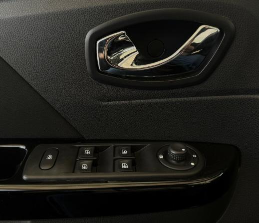 Renault Kaptur I с пробегом 2016 года, цена 1 450 000 рублей, 140331 км, внедорожник, Автокод Объявления