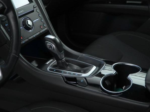 Ford Mondeo V с пробегом 2015 года, цена 1 550 000 рублей, 143143 км, седан, Автокод Объявления