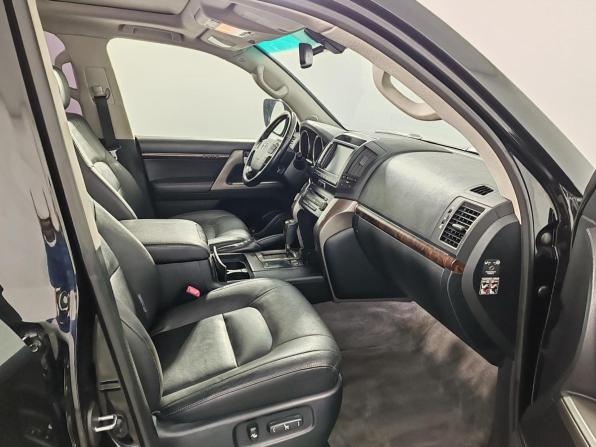 Toyota Land Cruiser 200 Series с пробегом 2011 года, цена 2 875 000 рублей, 294488 км, внедорожник, Автокод Объявления