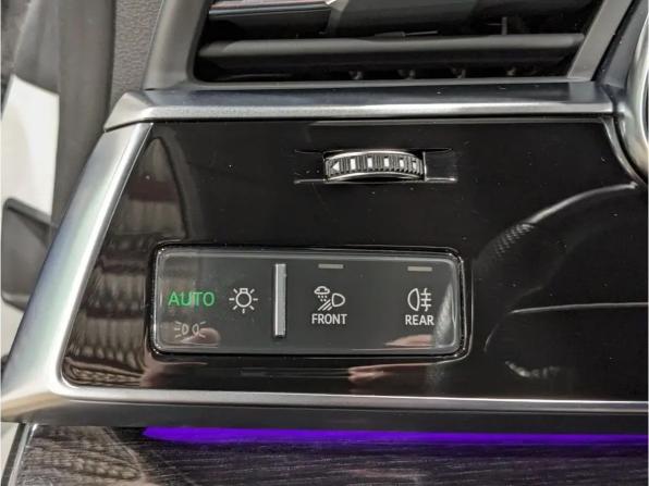 Audi Q8 I (4M) с пробегом 2018 года, цена 6 080 000 рублей, 44777 км, внедорожник, Автокод Объявления