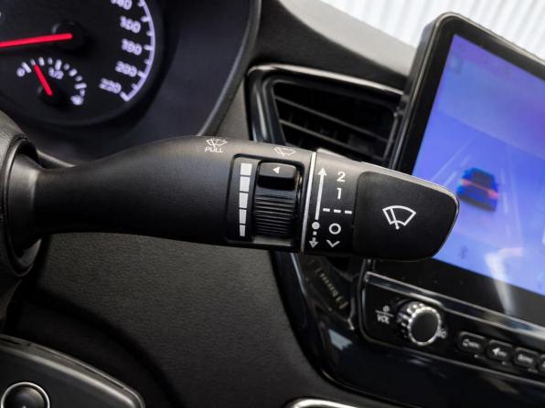 Hyundai Solaris II с пробегом 2019 года, цена 1 197 000 рублей, 181130 км, седан, Автокод Объявления