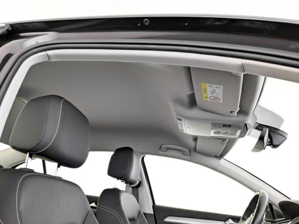 Volkswagen Passat B8 Рестайлинг с пробегом 2020 года, цена 2 459 000 рублей, 33972 км, седан, Автокод Объявления