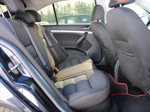 Skoda Octavia II (A5) Рестайлинг с пробегом 2011 года, цена 659 000 рублей, 286948 км, лифтбек, Автокод Объявления