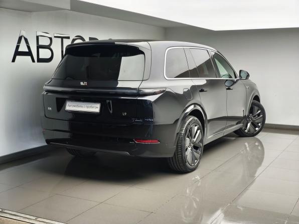 Li Auto (Lixiang) L9 I с пробегом 2023 года, цена 6 400 000 рублей, 42148 км, внедорожник, Автокод Объявления